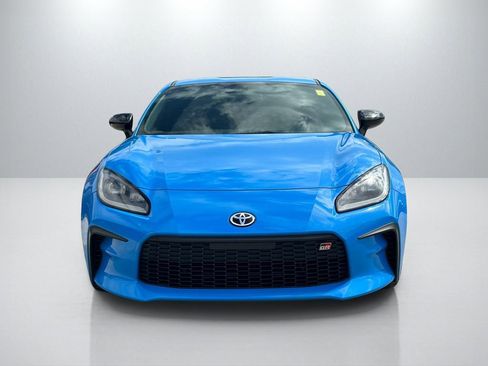 Used 2022 Toyota GR86 Premium image 2