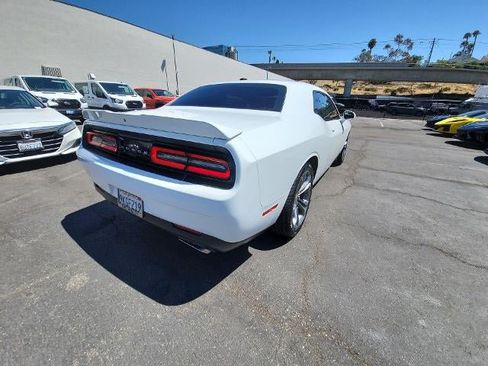 Used 2021 Dodge Challenger R/T RWD image 8