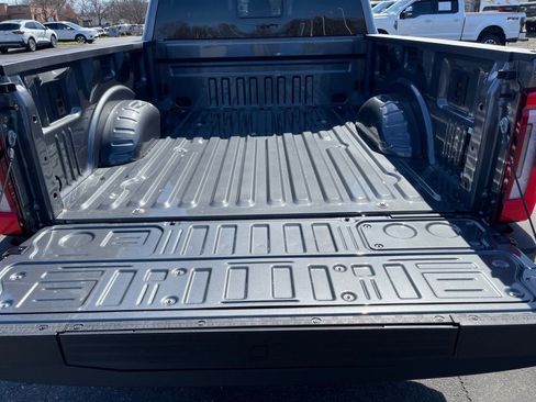 New 2026 Ford F350 Platinum w/ FX4 Off-Road Package AWD/4WD image 23
