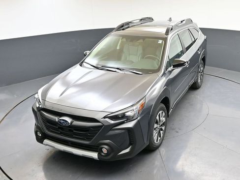 Certified 2025 Subaru Outback Limited image 46