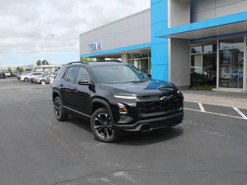 New 2026 Chevrolet Equinox RS AWD/4WD image 2