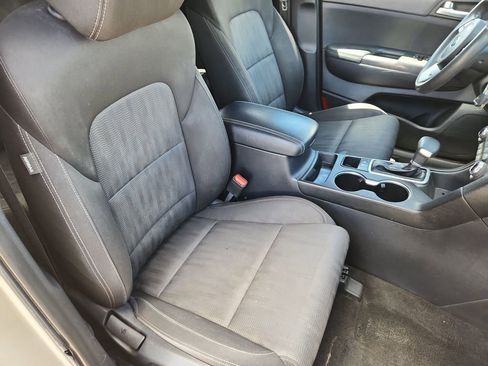 Used 2020 Kia Sportage LX FWD image 13
