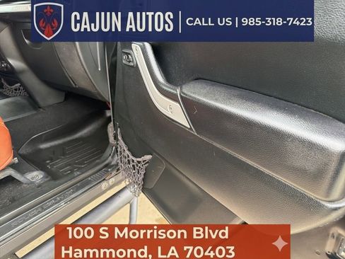 Used 2018 Jeep Wrangler Unlimited Sahara AWD/4WD image 19