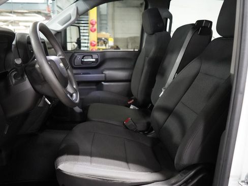 Used 2022 Chevrolet Silverado 2500 Custom w/ Custom Value Package AWD/4WD image 13