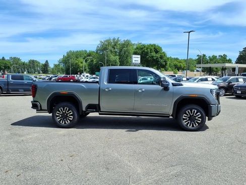 New 2026 GMC Sierra 3500 Denali Ultimate AWD/4WD image 2