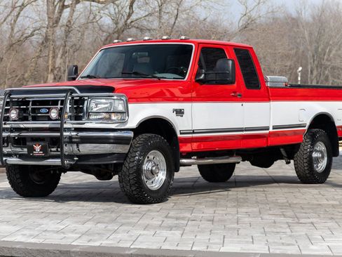Used 1997 Ford F250 4x4 SuperCab Heavy Duty image 1