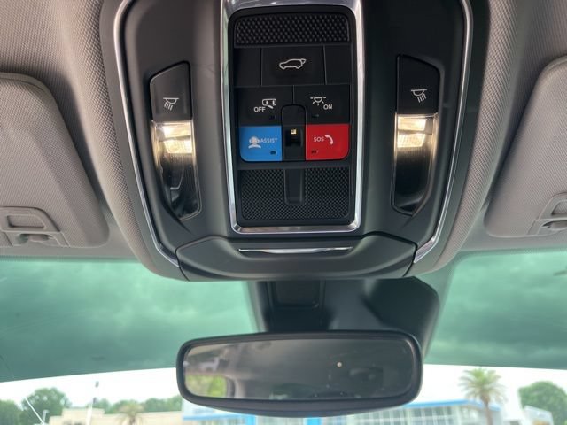 Used 2022 Jeep Grand Cherokee L Limited RWD image 26