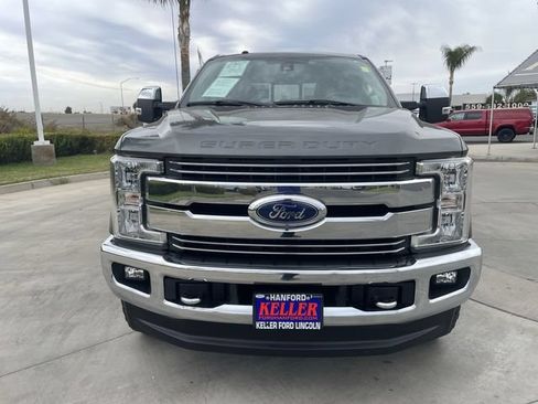 Used 2018 Ford F250 Lariat w/ Lariat Ultimate Package AWD/4WD image 3