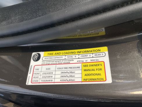 Certified 2025 Volvo V60 B5 Cross Country Plus AWD/4WD image 78