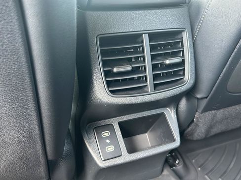 Used 2024 Kia Seltos SX AWD/4WD image 17