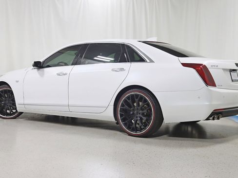 Used 2016 Cadillac CT6 Luxury image 9