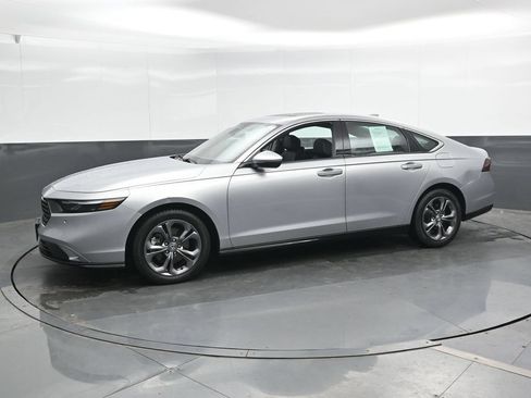 Used 2024 Honda Accord EX-L image 8