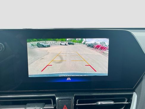 Used 2025 Chevrolet TrailBlazer LT FWD image 14