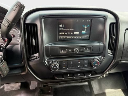 Used 2018 Chevrolet Silverado 1500 W/T w/ Trailering Package AWD/4WD image 14