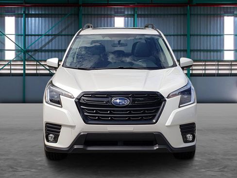 Used 2024 Subaru Forester Premium AWD/4WD image 7