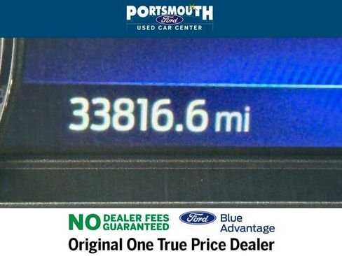 Used 2022 Ford Explorer XLT w/ Equipment Group 202A image 21
