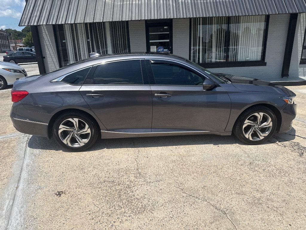 Used 2018 Honda Accord EX-L image 8