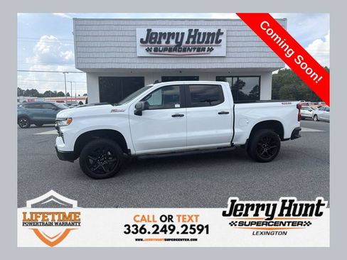 Used 2025 Chevrolet Silverado 1500 LT Trail Boss w/ Protection Package AWD/4WD image 1