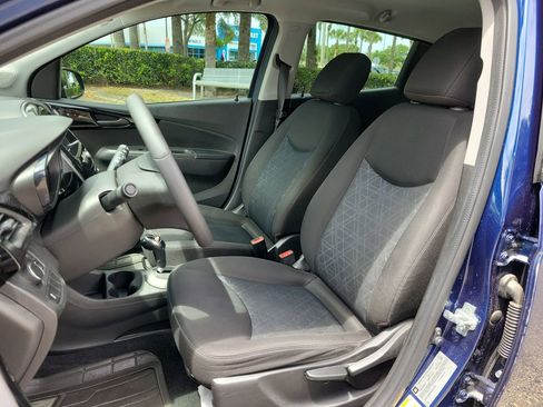 Used 2022 Chevrolet Spark LT FWD image 15
