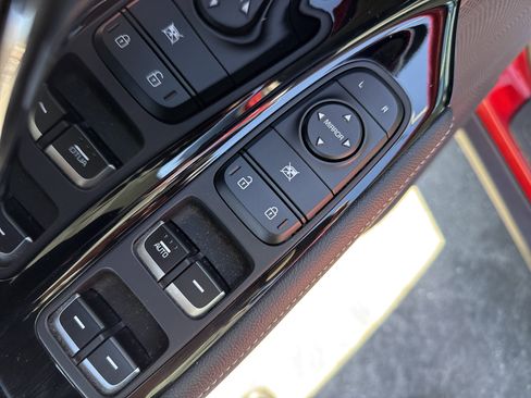 Certified 2020 Kia Niro LXS image 16