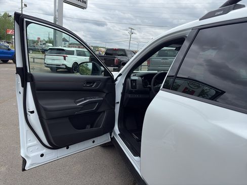 New 2026 Nissan Pathfinder Rock Creek image 19