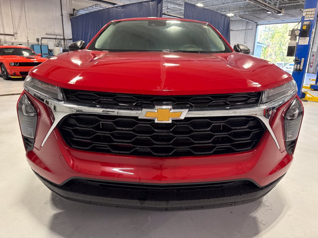 New 2026 Chevrolet Trax LS w/ Driver Confidence Package FWD image 43