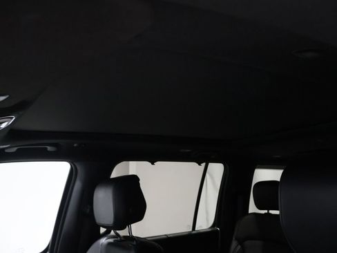 Used 2022 Jeep Wagoneer Series III w/ Premium Group I image 10