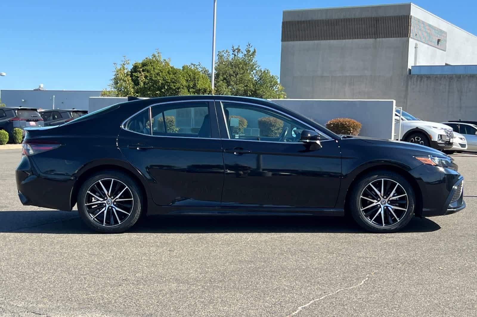 Certified 2024 Toyota Camry SE FWD image 6