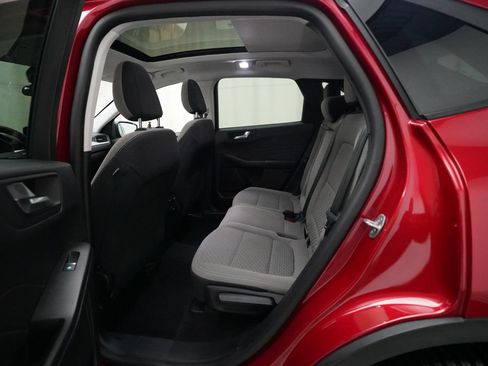 Used 2021 Ford Escape SE w/ SE Sport Appearance Package AWD/4WD image 16