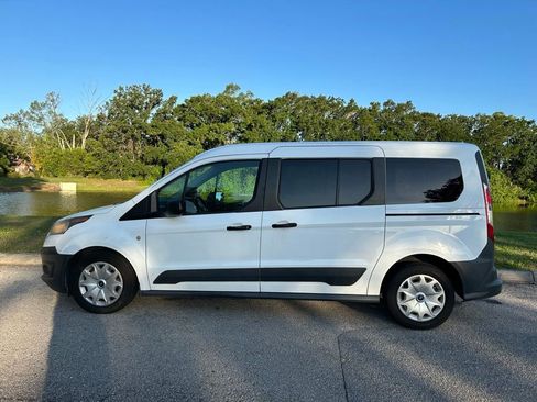 Used 2018 Ford Transit Connect XL FWD image 3