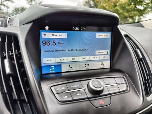 Used 2019 Ford Escape SEL FWD image 21