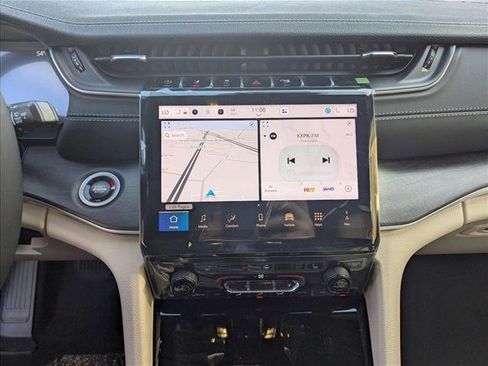 New 2025 Jeep Grand Cherokee L Limited w/ Trailer Tow Package image 11