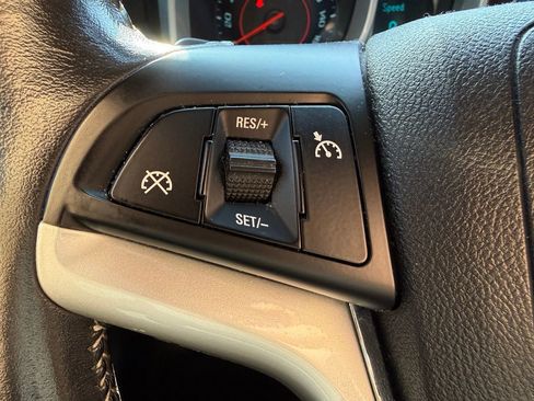 Used 2015 Chevrolet Camaro LT RWD image 12
