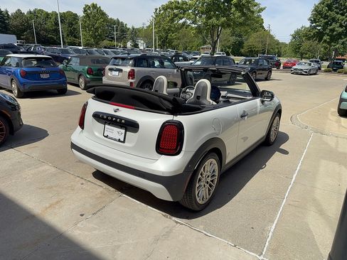 Used 2025 MINI Cooper Convertible FWD image 4