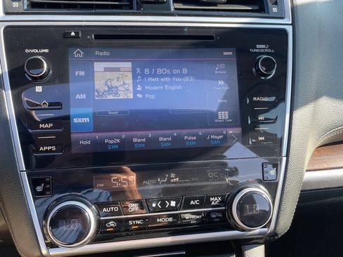 Used 2019 Subaru Outback 2.5i Limited AWD/4WD image 9