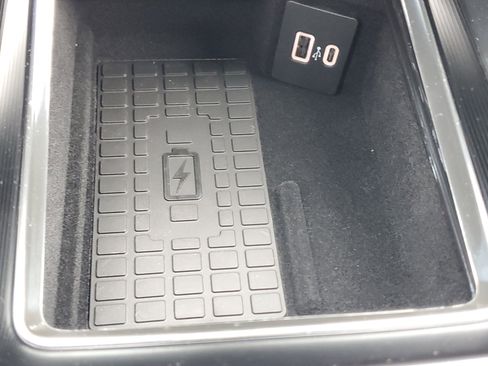 New 2026 Lincoln Corsair Premiere image 23