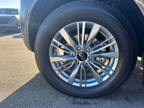 Used 2024 INFINITI QX80 Luxe image 28