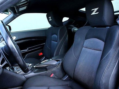 Used 2014 Nissan 370Z Coupe image 12