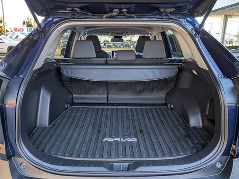 Certified 2023 Toyota RAV4 XLE image 31