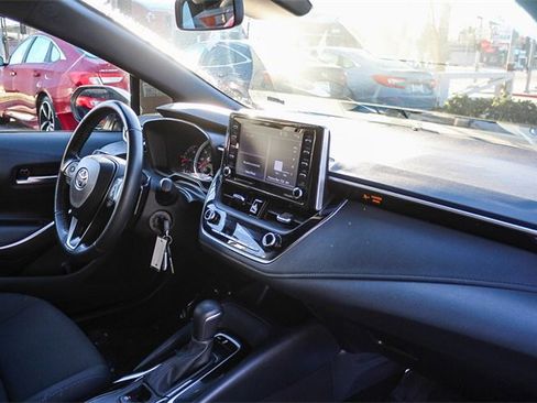 Used 2021 Toyota Corolla SE w/ Carpet Mat Package (TMS) image 23