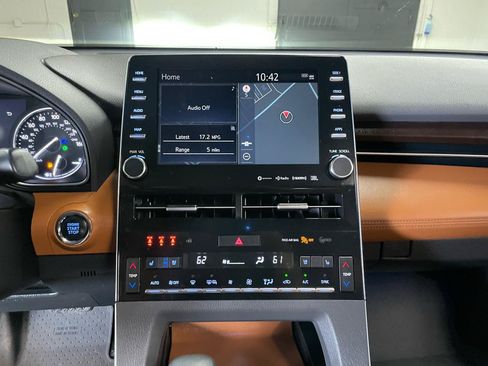 Used 2019 Toyota Avalon Limited w/ Advanced Safety Package FWD image 24