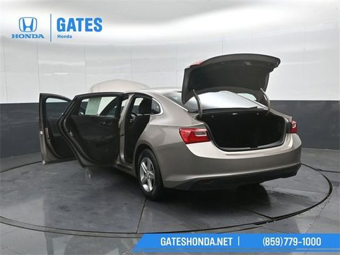 Used 2023 Chevrolet Malibu LT image 49