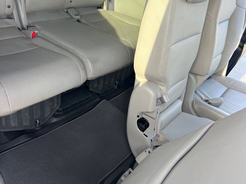 Used 2016 Honda Odyssey EX-L image 17