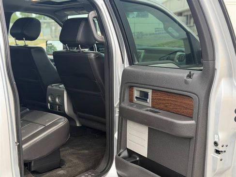 Used 2014 Ford F150 Lariat w/ Equipment Group 502A Luxury AWD/4WD image 31
