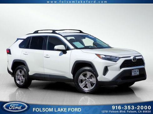 Used 2022 Toyota RAV4 XLE w/ XLE Grade Weather Package image 1
