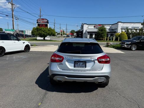 Used 2019 Mercedes-Benz GLA 250 4MATIC image 5