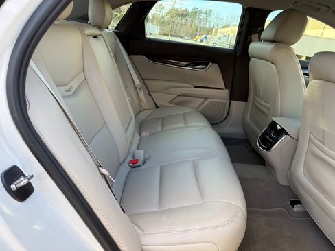 Used 2015 Cadillac XTS Luxury w/ Driver Awareness Package image 38