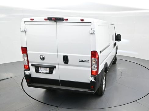 New 2025 RAM ProMaster 1500 w/ Quick Order Package 22G SLT image 45