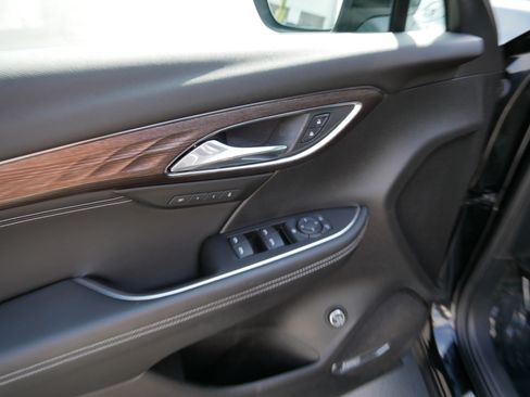 Used 2023 Buick Envision Avenir AWD/4WD image 20