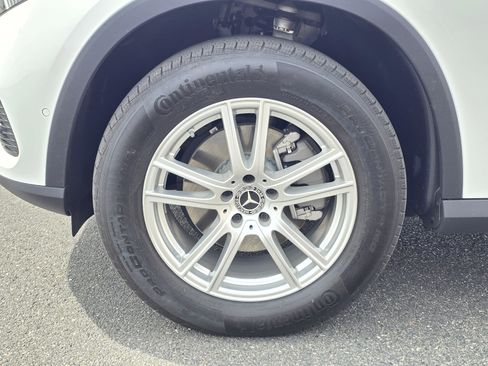 Used 2023 Mercedes-Benz GLC 300 4MATIC image 8